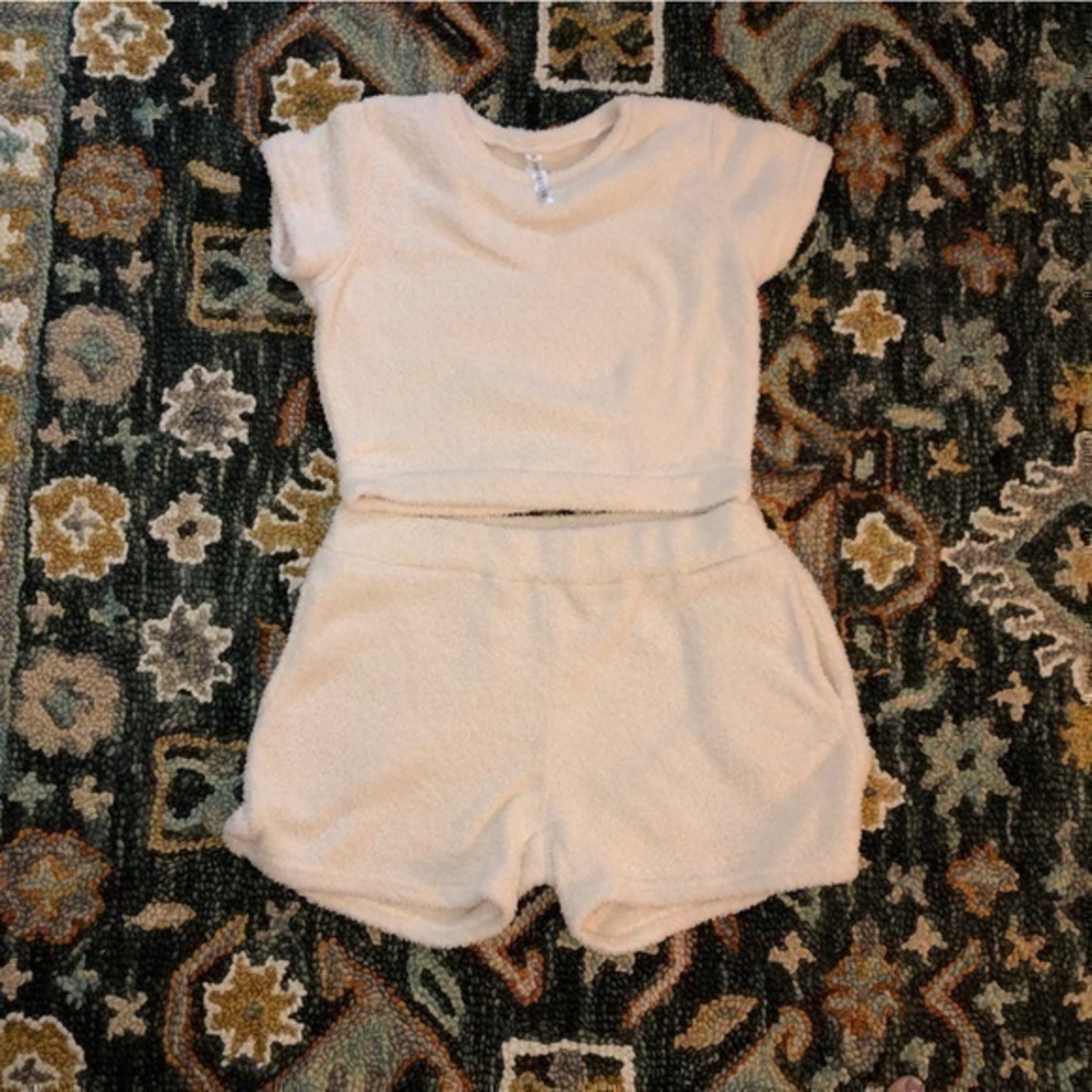 Kimberly cream color set